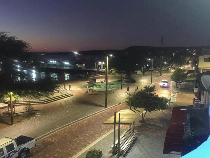 סן קריסטובל Hostal Albatros מראה חיצוני תמונה