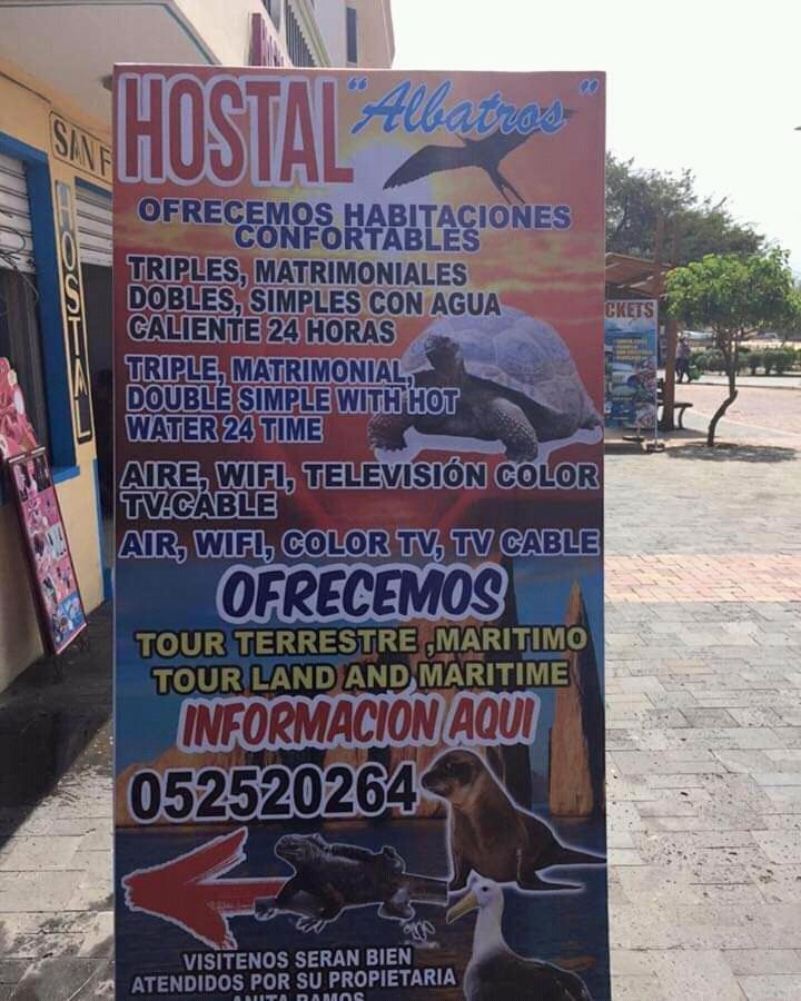 סן קריסטובל Hostal Albatros מראה חיצוני תמונה